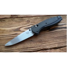 Benchmade Barage 581.  Model  - Gold Classic CF